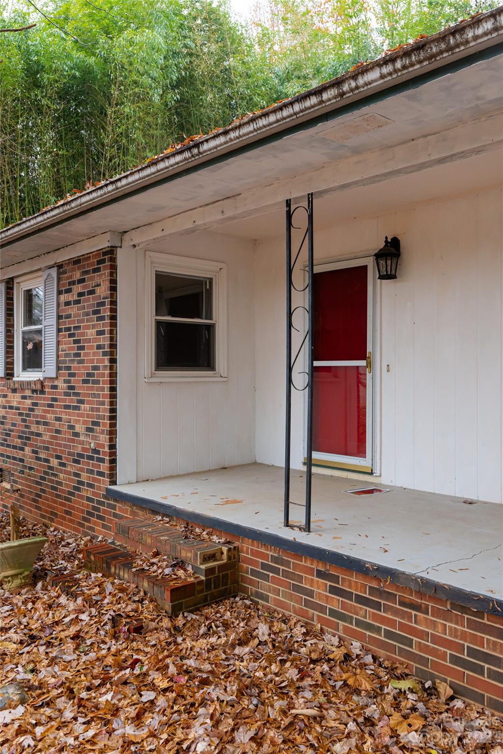 395 Golf Course Road Old Fort, NC 28762 - Photo 5 of 24 Gallery Image 5