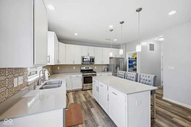 $427,000 | 8223 Morera Court, Indianapolis, IN 46237