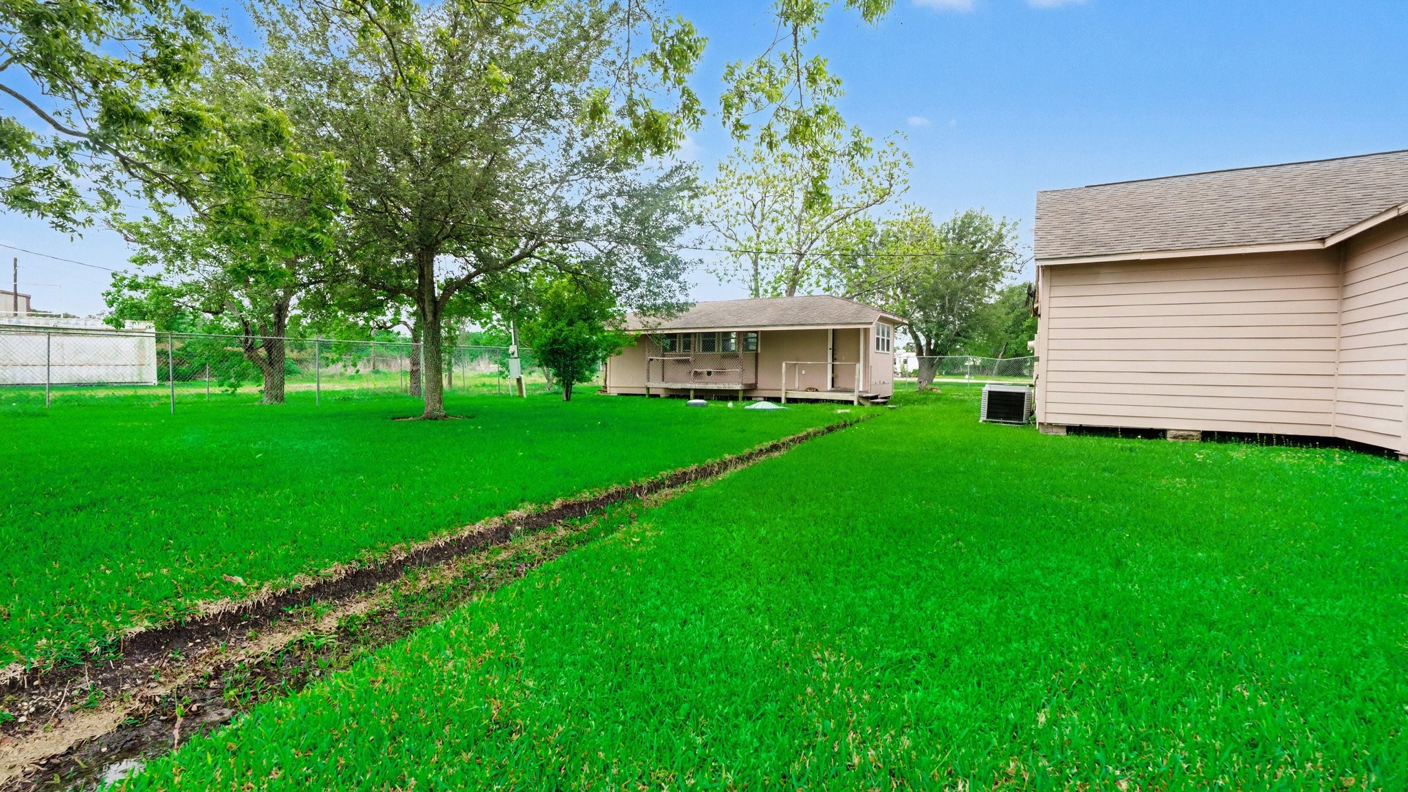5615 John Martin Road Baytown, TX 77521 - Photo 23 of 27
