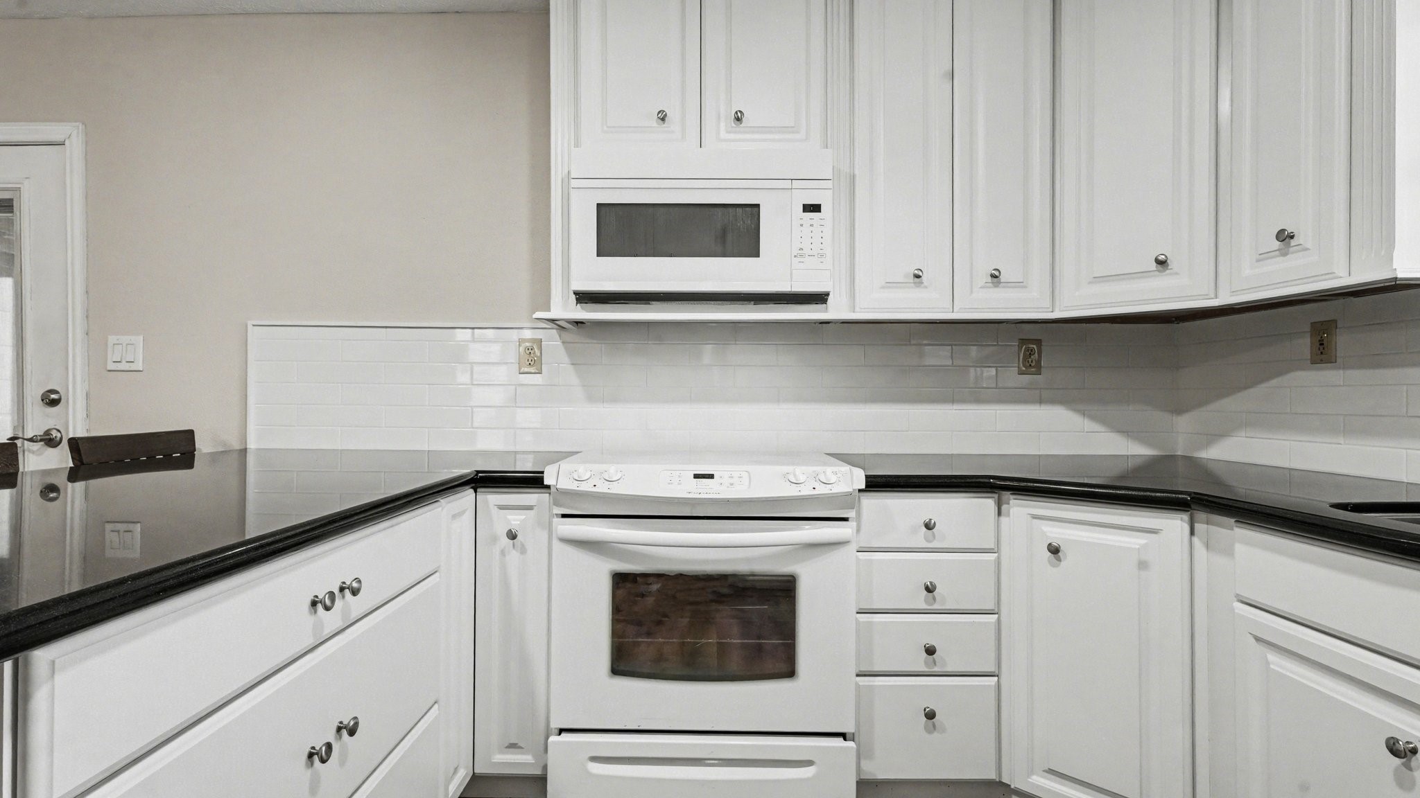 5615 John Martin Road Baytown, TX 77521 - Photo 10 of 27