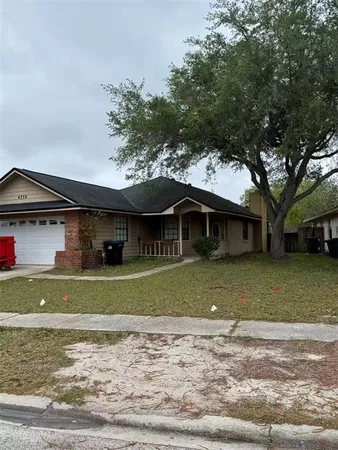 $1,900 | 4370 Sandhurst Drive, Orlando, FL 32817