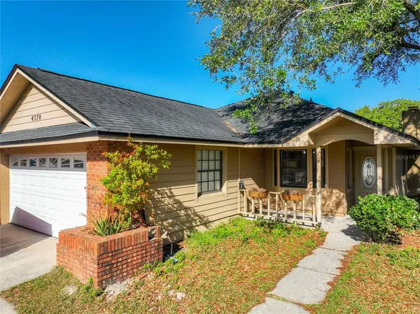 $1,900 | 4370 Sandhurst Drive, Orlando, FL 32817