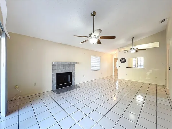 $1,900 | 4370 Sandhurst Drive, Orlando, FL 32817