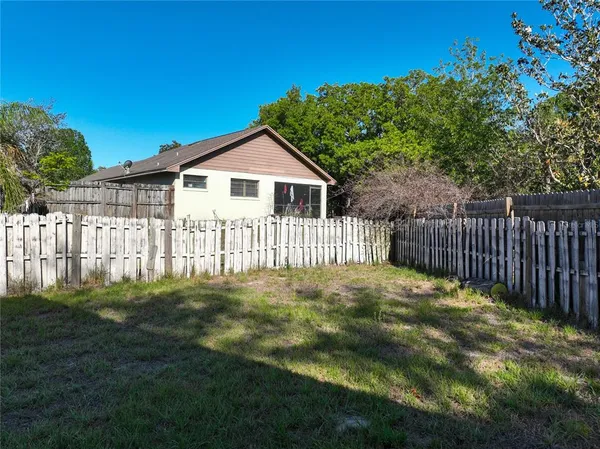 $1,900 | 4370 Sandhurst Drive, Orlando, FL 32817