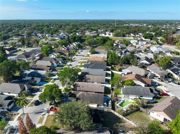 $1,900 | 4370 Sandhurst Drive, Orlando, FL 32817