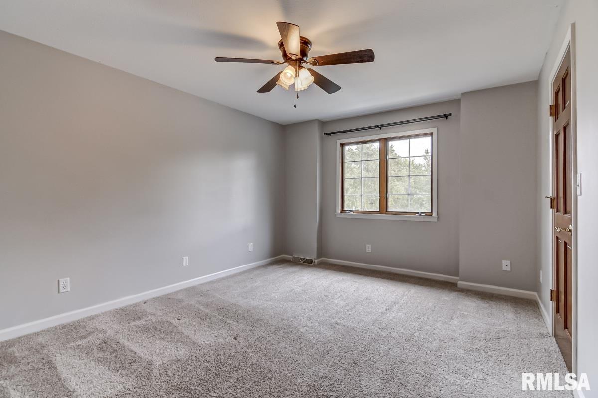 303 Bristol Road Chatham, IL 62629 - Photo 25 of 44 Gallery Image 25