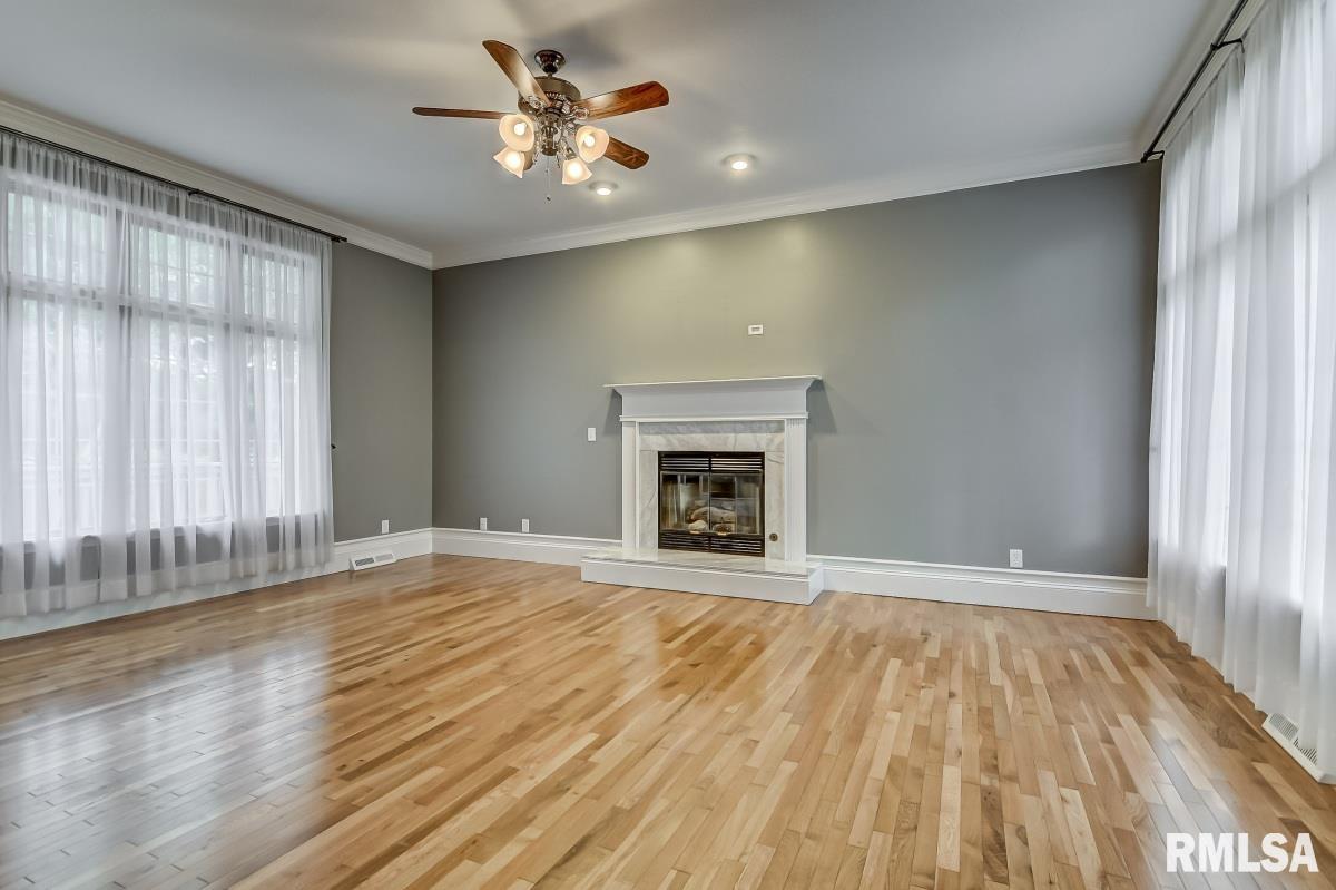 303 Bristol Road Chatham, IL 62629 - Photo 6 of 44 Gallery Image 6