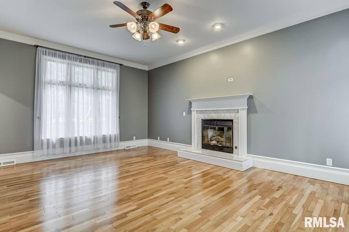 303 Bristol Road Chatham, IL 62629 - Photo 7 of 44 Gallery Image 7