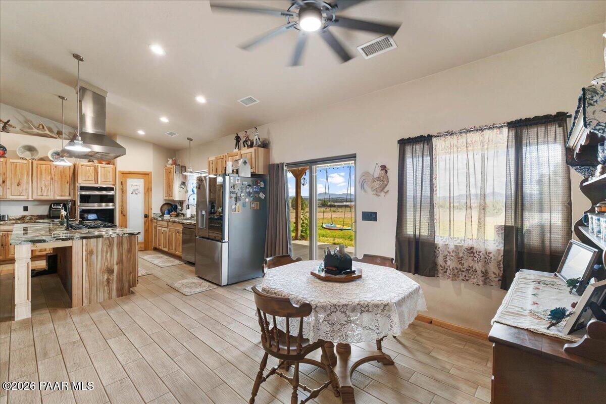 24720 North Rj Way Paulden, AZ 86334 - Photo 21 of 46 21-Dining Room to Kitchen