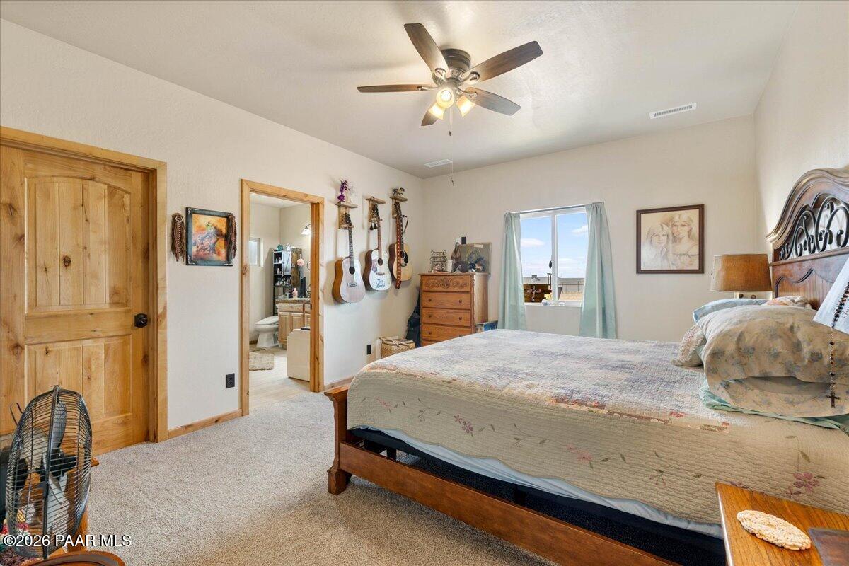 24720 North Rj Way Paulden, AZ 86334 - Photo 26 of 46 Primary bedroom