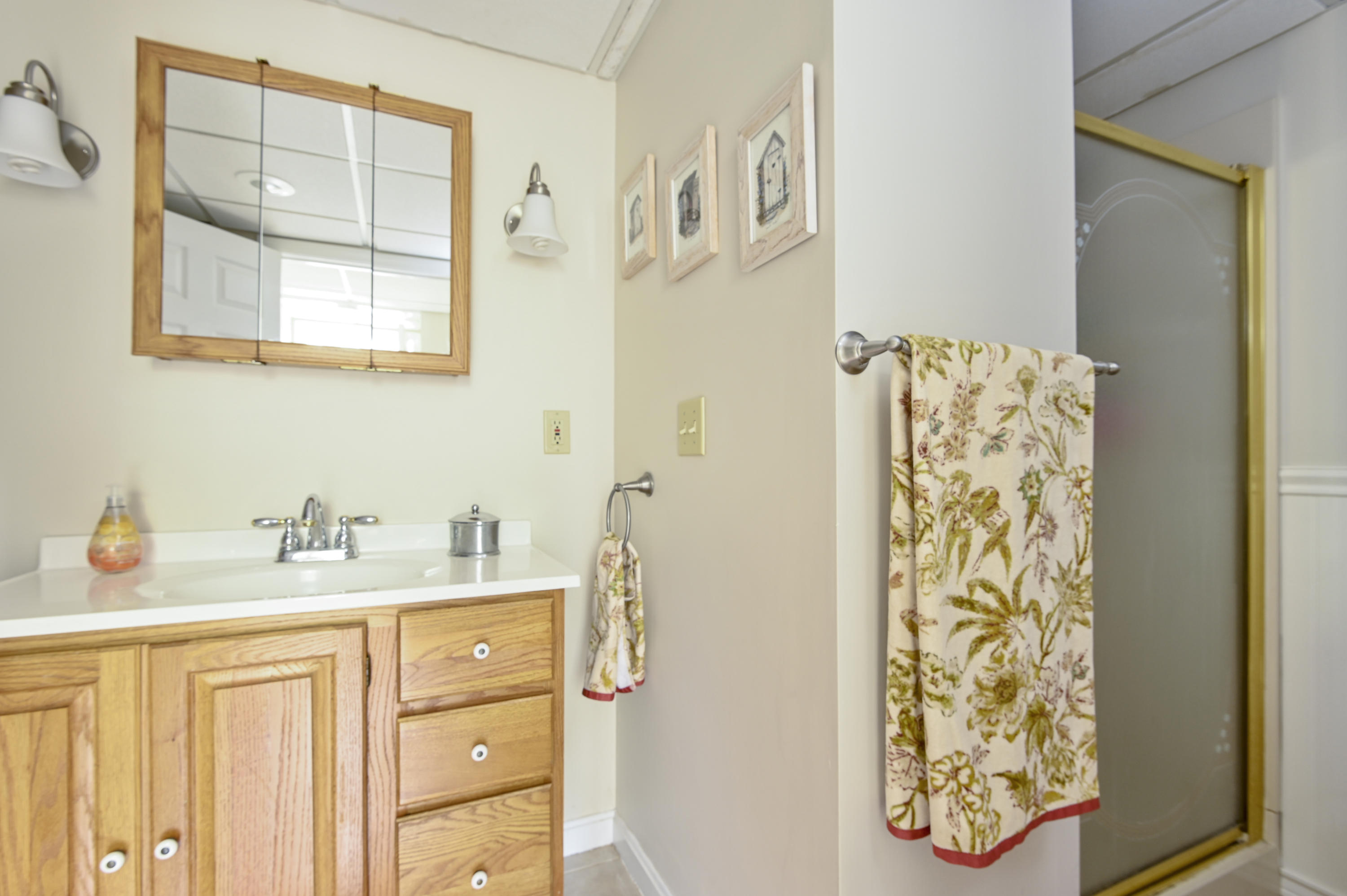 116 Old Valley Road Brewster, MA 02631 - Photo 14 of 21 Full Bath