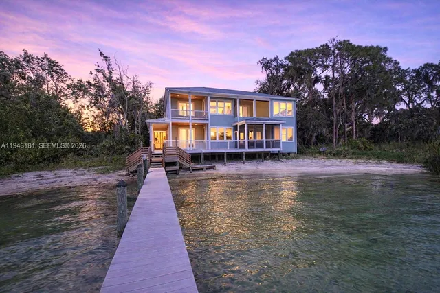 $1,449,000 | 424 Lake Mirror Drive, Lake Placid, FL 33852