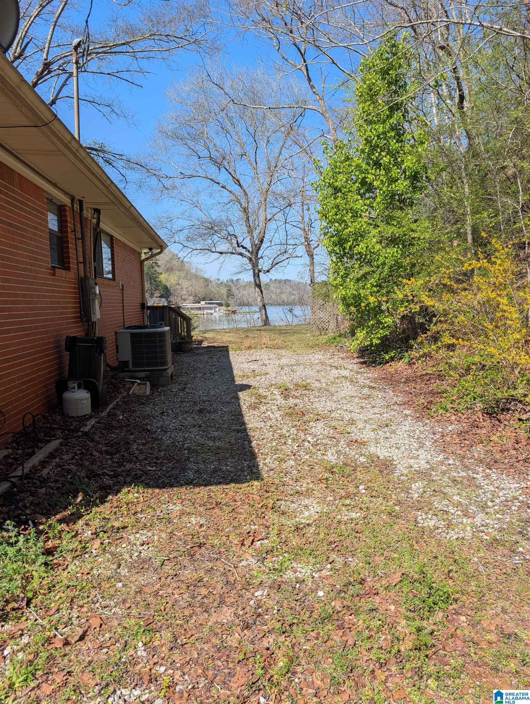 181 Sloughside Drive Adger, AL 35006 - Photo 26 of 32