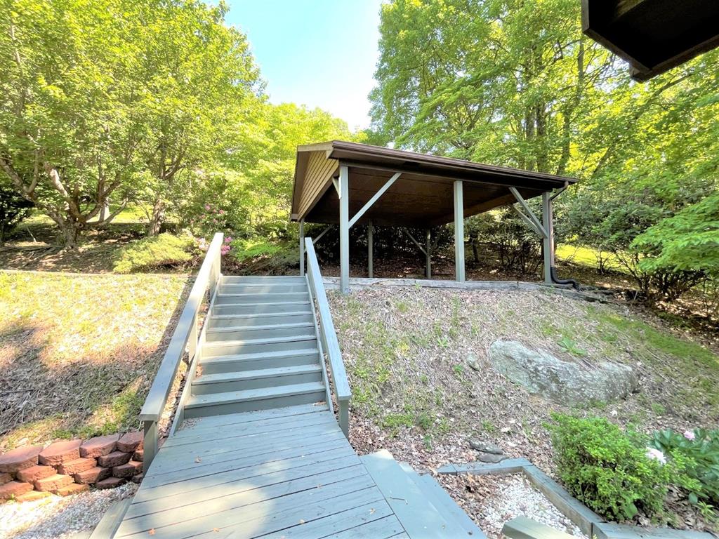 1645 Elk Spur Road Fancy Gap, VA 24328 - Photo 13 of 44 Gallery Image 13