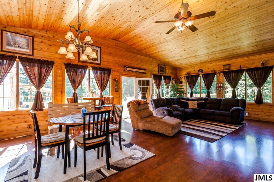 615 Blackman Road Jackson, MI 49201 - Photo 3 of 36 Photo 3