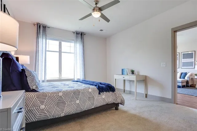 $1,525 | 111 Edgeway Drive, Unit B2, Winston-Salem, NC 27104