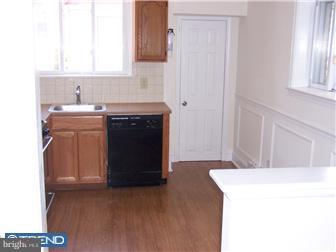 94 Lamport Road Upper Darby, PA 19082 - Photo 5 of 9