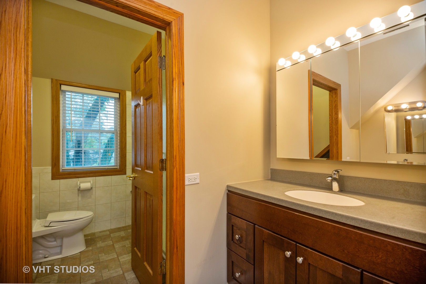 3105 Patton Drive Des Plaines, IL 60018 - Photo 19 of 27 a bathroom with a sink a toilet and shower