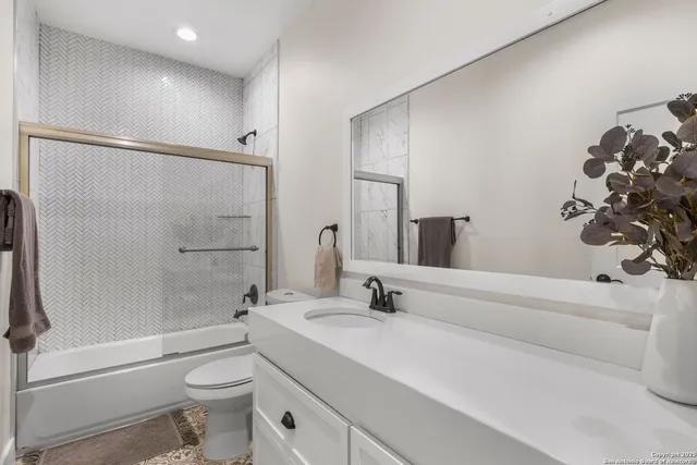 $450,000 | 303 Pendleton Avenue, San Antonio, TX 78204