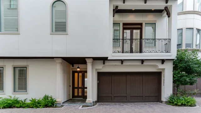 $7,500 | 1700 Sunset Boulevard, Unit E, Houston, TX 77005