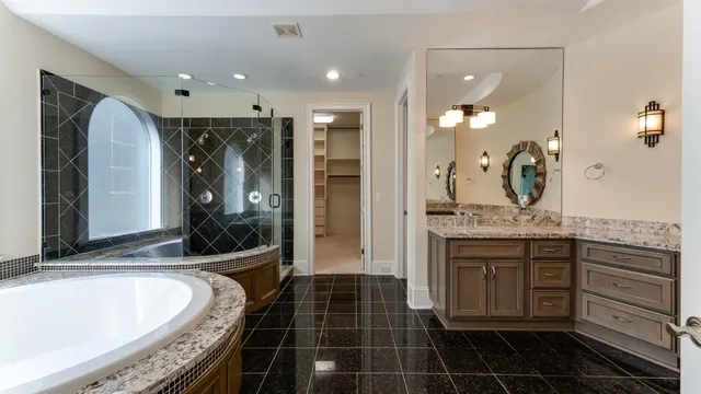 $7,500 | 1700 Sunset Boulevard, Unit E, Houston, TX 77005