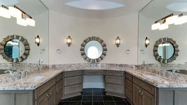 $7,500 | 1700 Sunset Boulevard, Unit E, Houston, TX 77005