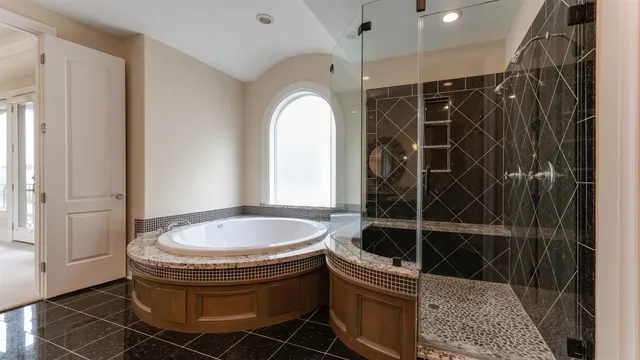 $7,500 | 1700 Sunset Boulevard, Unit E, Houston, TX 77005