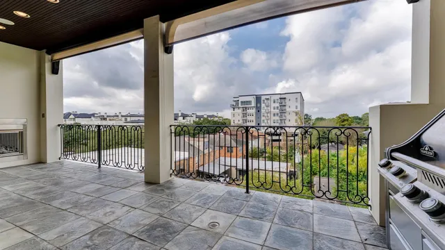 $7,500 | 1700 Sunset Boulevard, Unit E, Houston, TX 77005