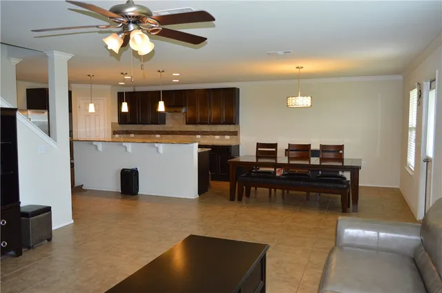 $2,175 | 5812 Minch Road, Austin, TX 78754