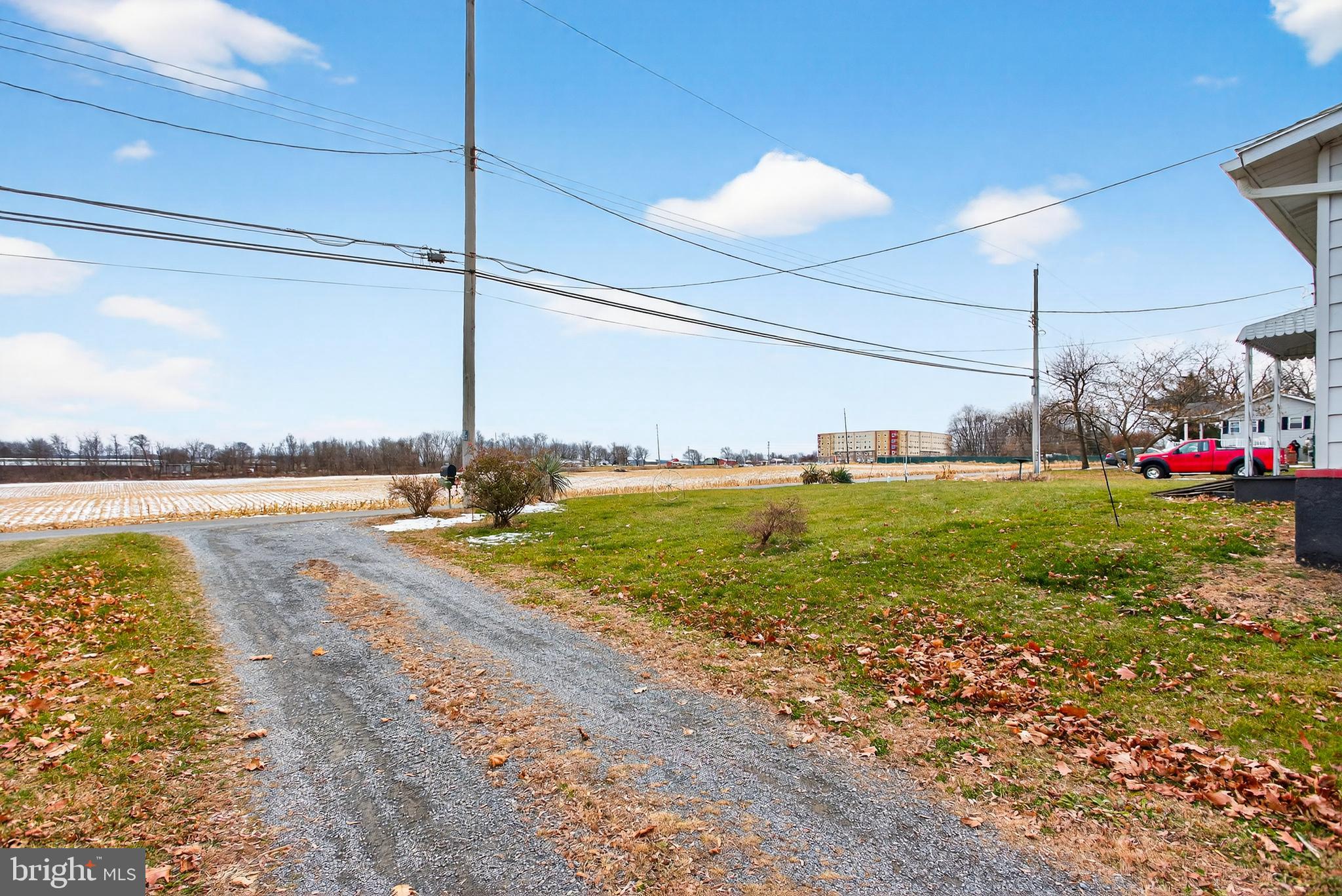 39 Commons Road Kutztown, PA 19530 - Photo 31 of 33 a view of a backyard