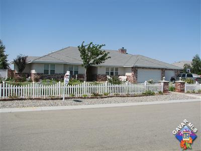 2713 Shmily Court Lancaster, CA 93536 - Photo 3 of 24 Additional Photo