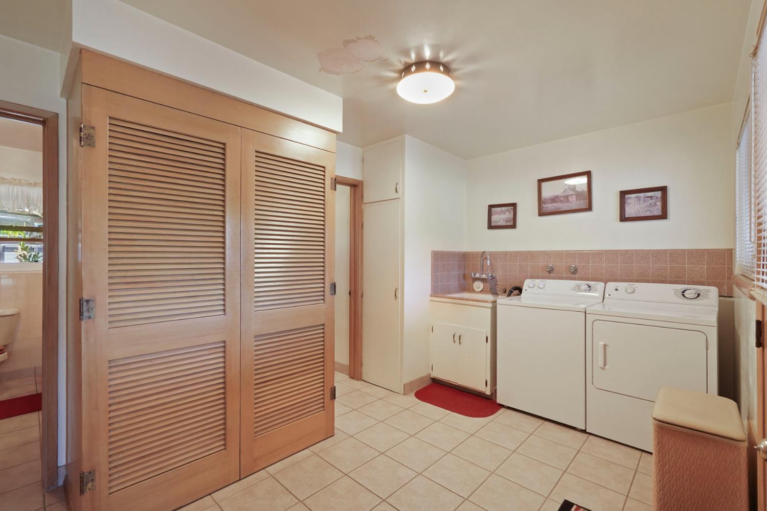 4678 East Woodbridge Road Acampo, CA 95220 - Photo 16 of 45