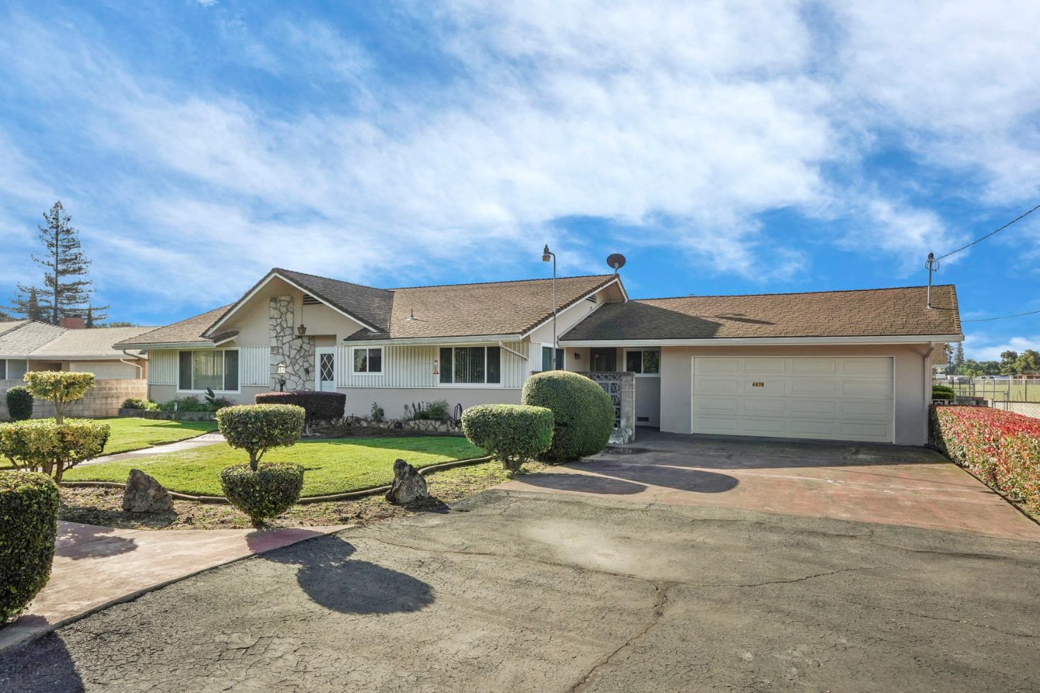 4678 East Woodbridge Road Acampo, CA 95220 - Photo 2 of 45