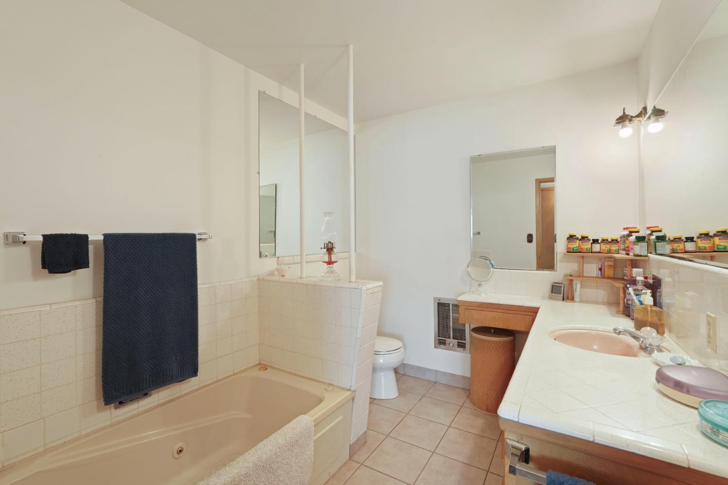 4678 East Woodbridge Road Acampo, CA 95220 - Photo 22 of 45