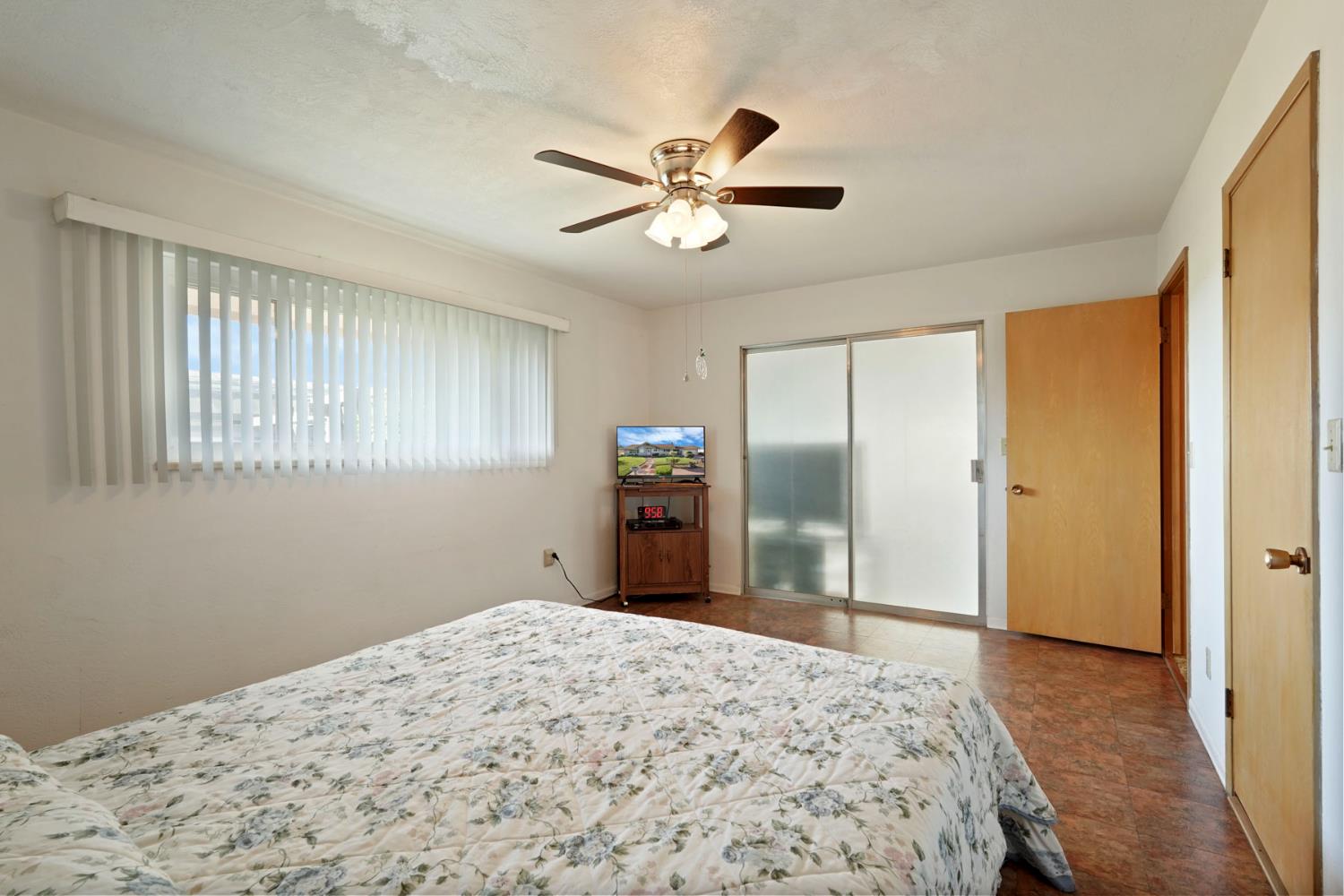 4678 East Woodbridge Road Acampo, CA 95220 - Photo 28 of 45