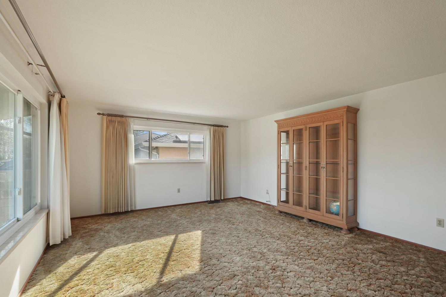 4678 East Woodbridge Road Acampo, CA 95220 - Photo 7 of 45