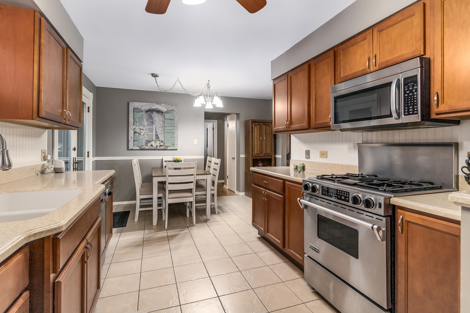 1656 Linden Road Homewood, IL 60430 - Photo 7 of 24
