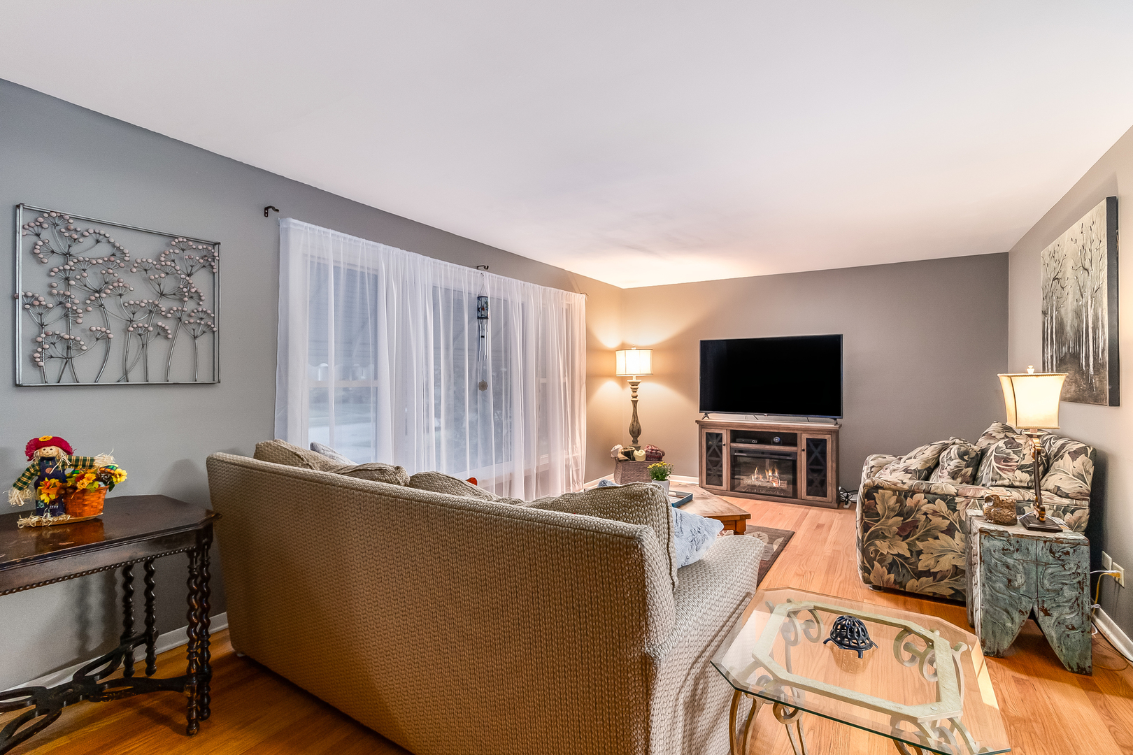 1656 Linden Road Homewood, IL 60430 - Photo 8 of 24