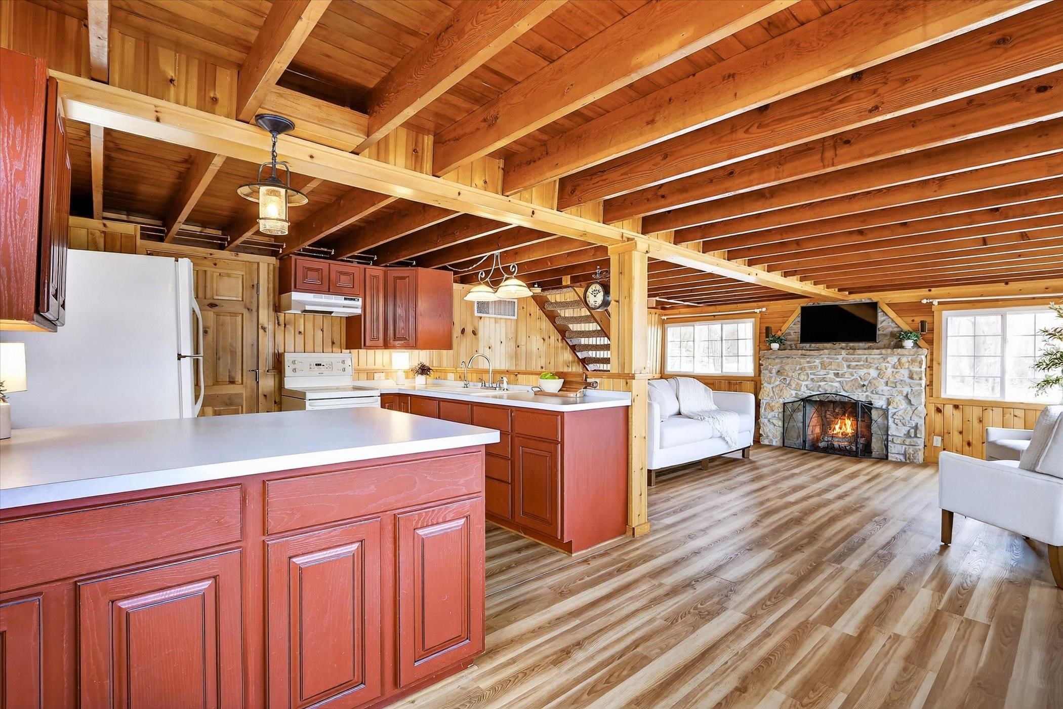 433 East Ellendale Road Edgerton, WI 53534 - Photo 7 of 48