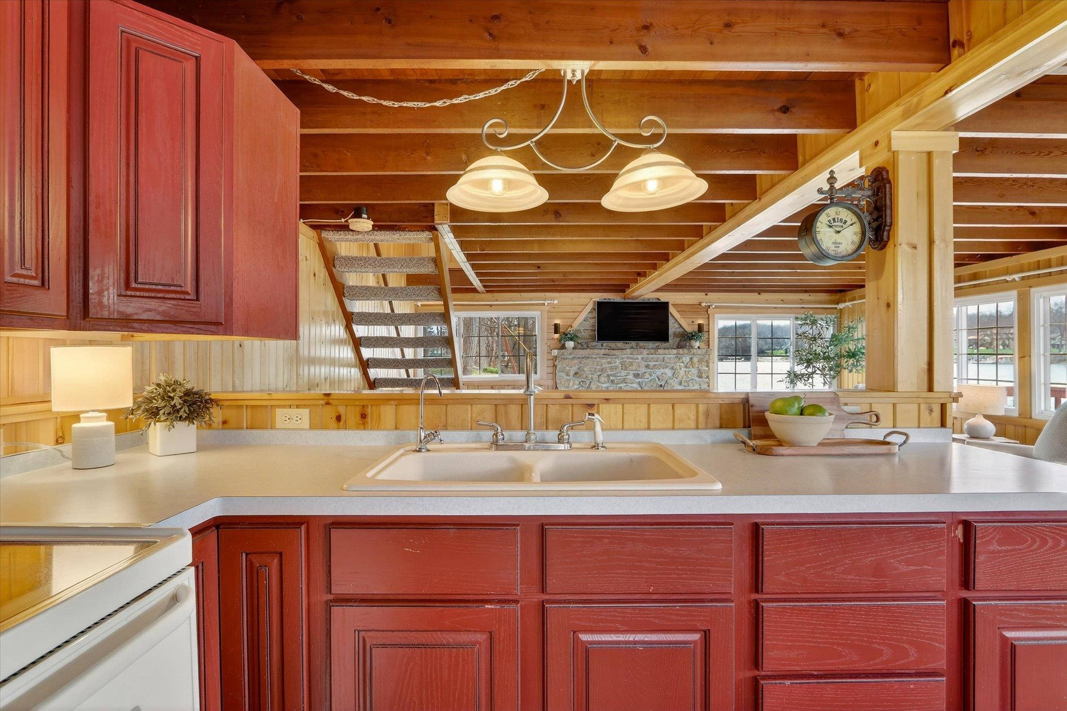 433 East Ellendale Road Edgerton, WI 53534 - Photo 10 of 48