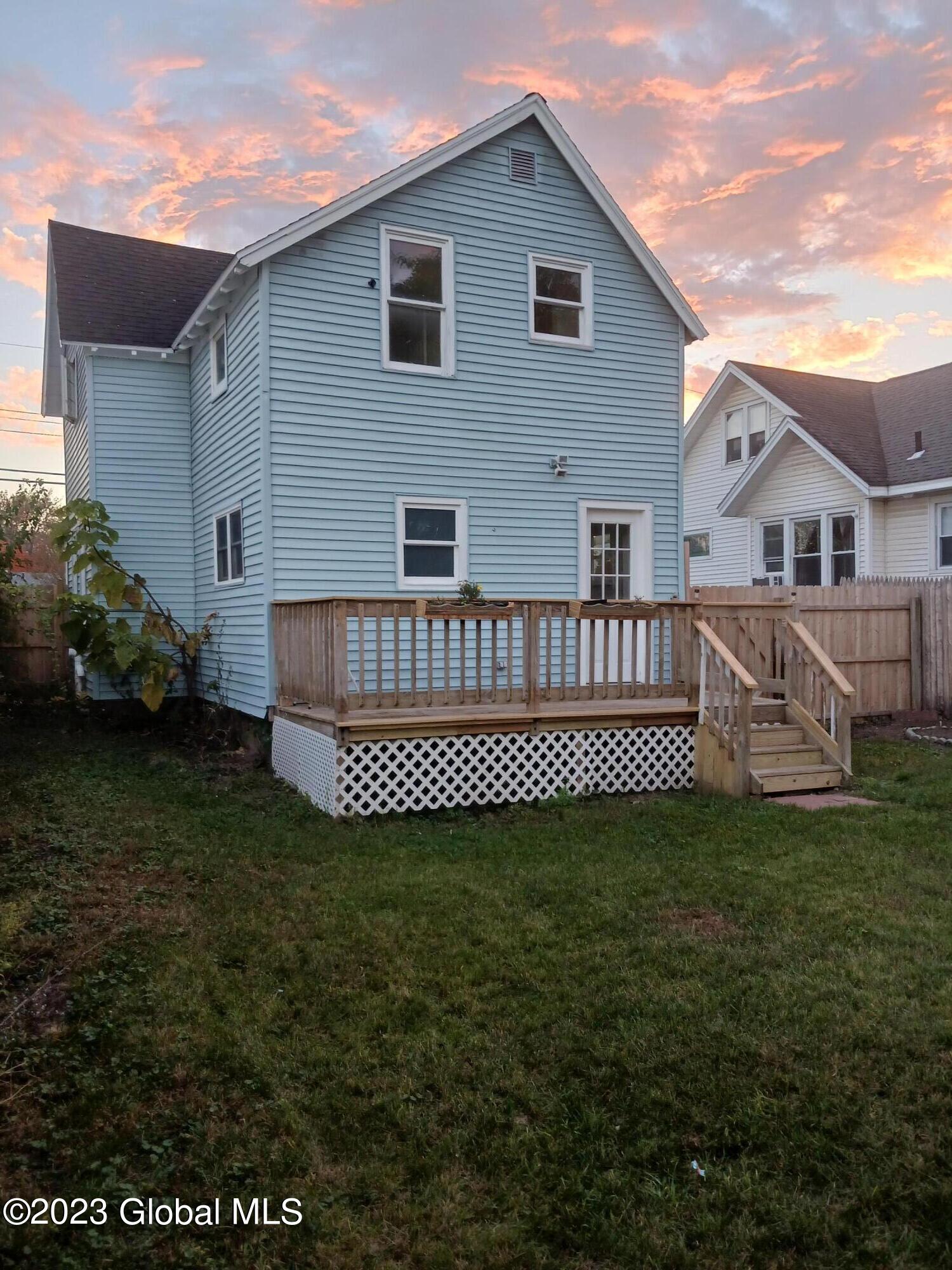 1071 Laura Street Rotterdam, NY 12306 - Photo 6 of 21 1071 LauRA Street rear