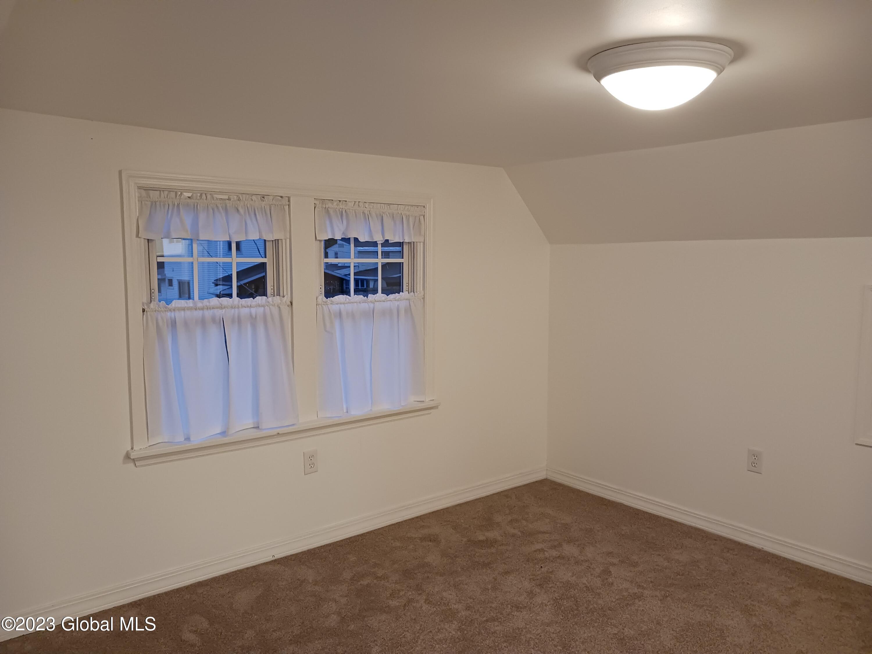 1071 Laura Street Rotterdam, NY 12306 - Photo 7 of 21 laura bedroom