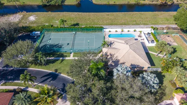 $2,800 | 5260 Grande Palm Circle, Delray Beach, FL 33484