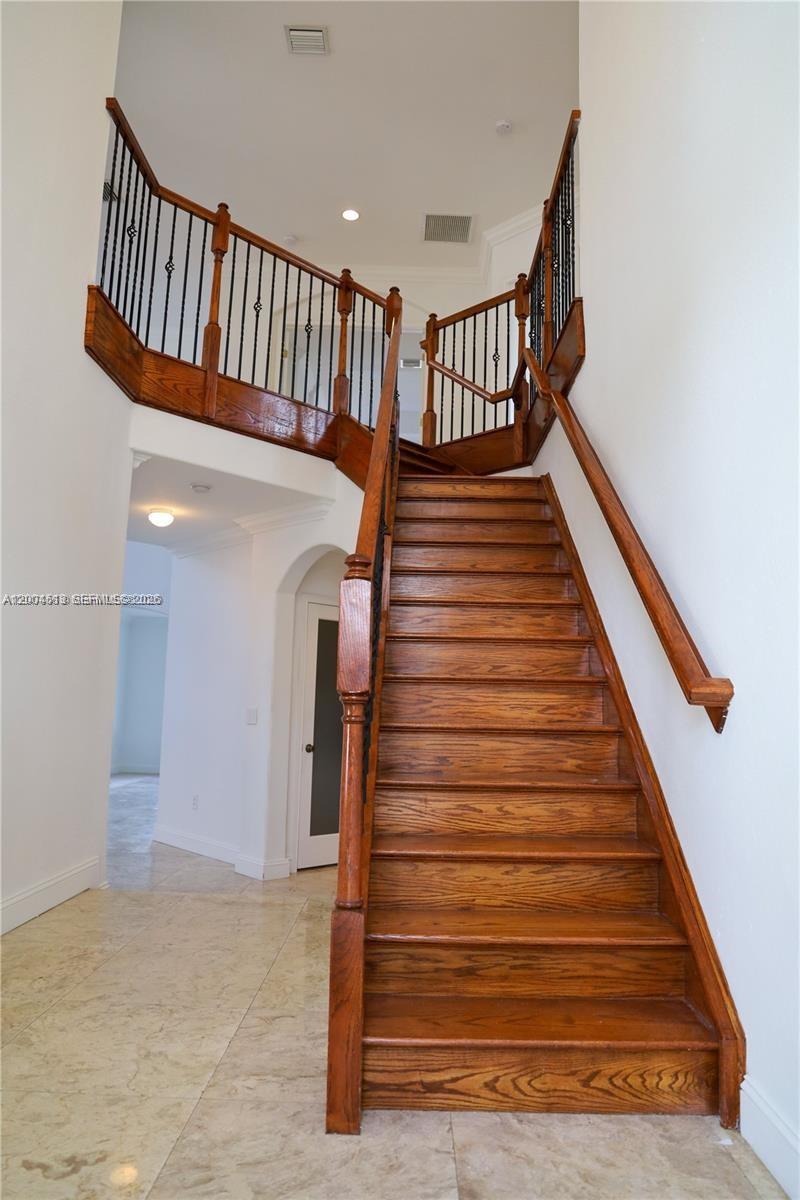 16473 Southwest 59th Terrace Miami, FL 33193 - Photo 3 of 35