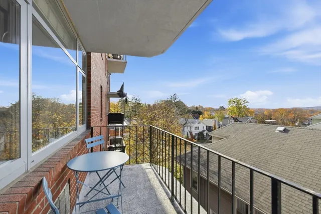 $399,900 | 125 Trapelo Road, Unit U23, Belmont, MA 02478