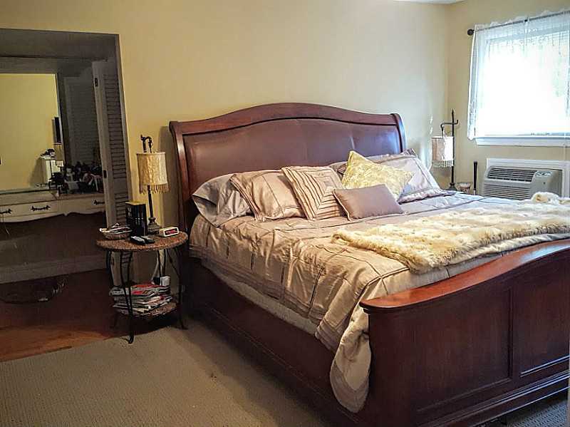 48 Dartmouth Road Cranston, RI 02920 - Photo 8 of 12 Master Bedroom. with vanity area