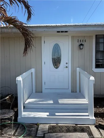 $2,350 | 2444 Southeast Washington Street, Stuart, FL 34997