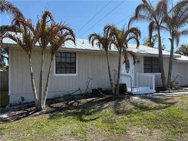 $2,350 | 2444 Southeast Washington Street, Stuart, FL 34997