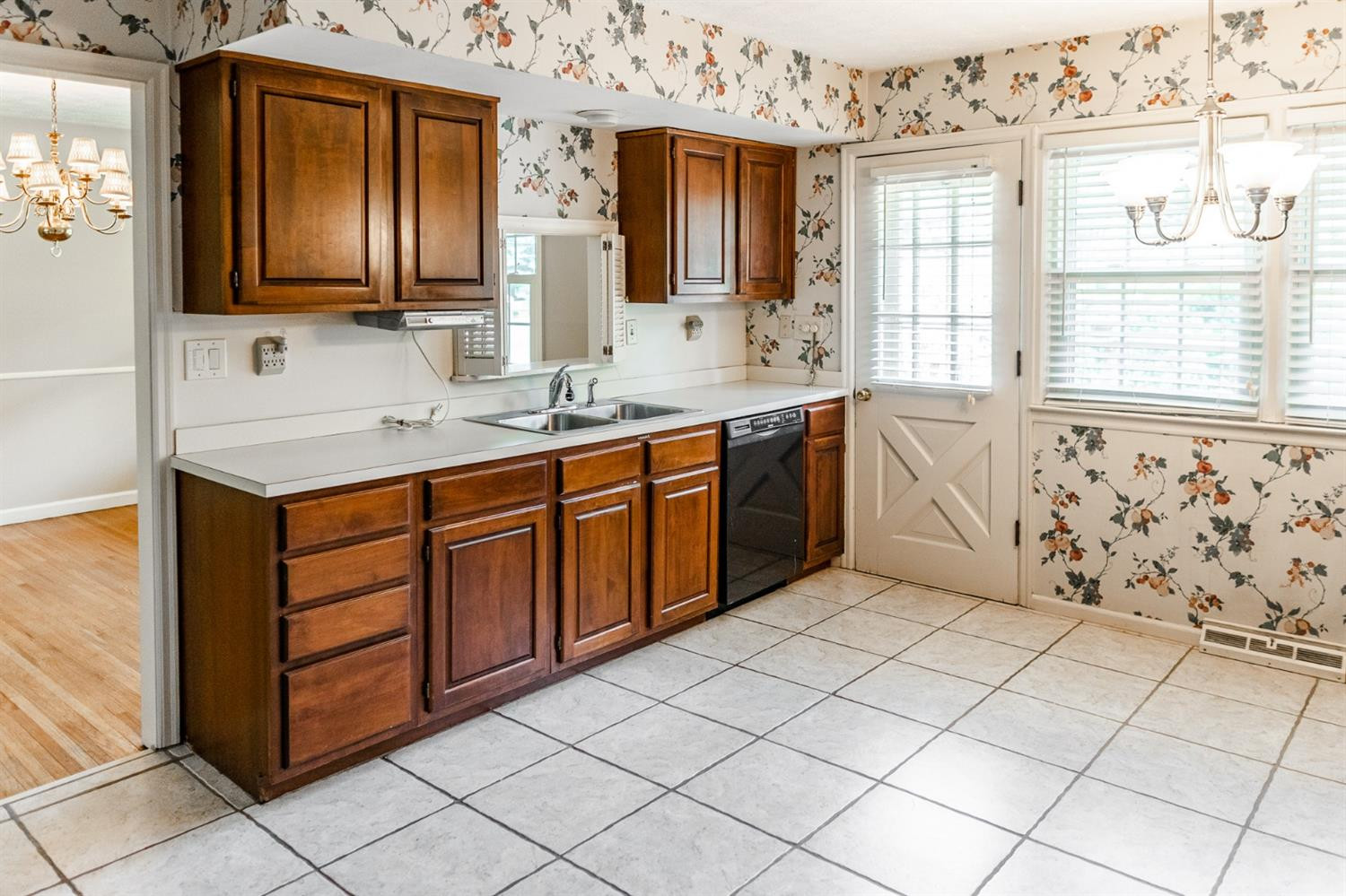 2072 Fallon Road Lexington, KY 40504 - Photo 15 of 70 Listing Photo