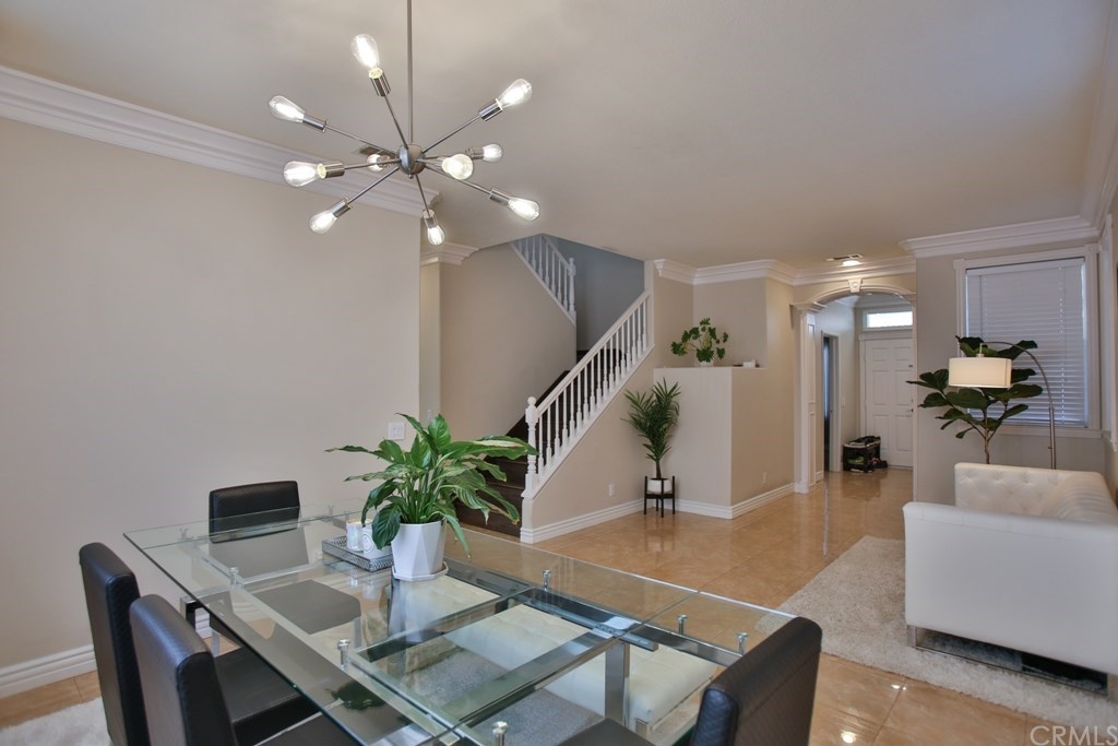 56 Sunset Circle Westminster, CA 92683 - Photo 11 of 50